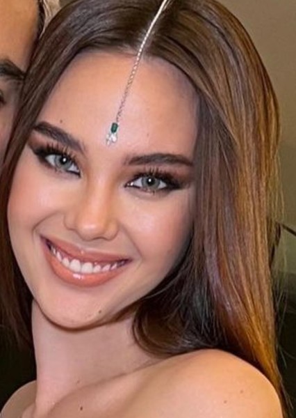 Catriona Gray photo