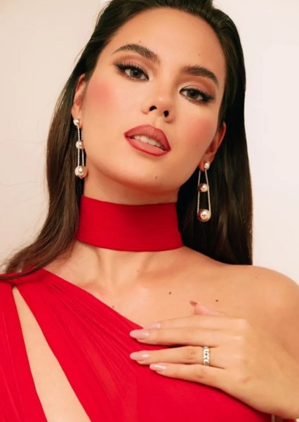 Catriona Gray photo