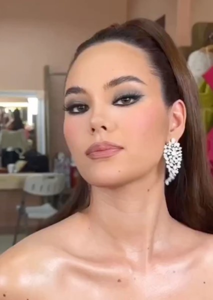 Catriona Gray photo