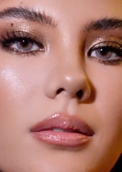 Catriona Gray photo