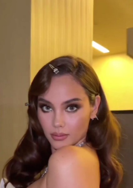 Catriona Gray photo