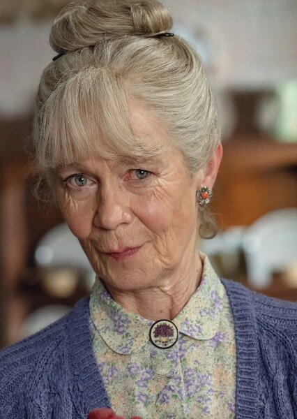 Celia Imrie