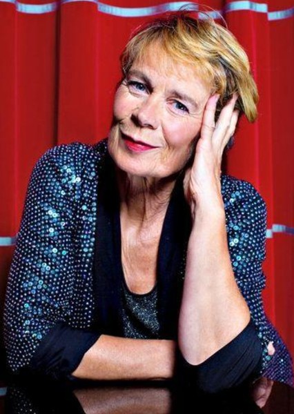 Celia Imrie photo