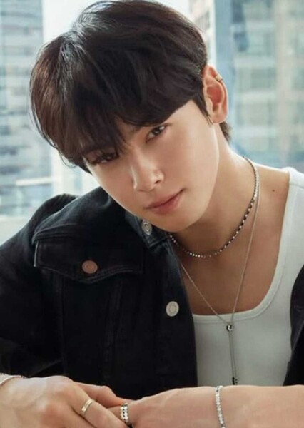 Cha Eun-woo photo