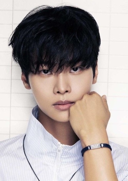 Cha Hak-yeon photo