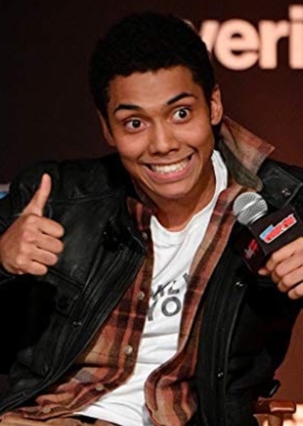 Chance Perdomo photo