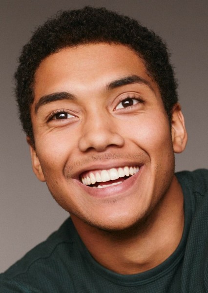 Chance Perdomo photo