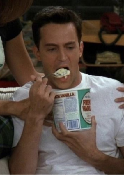 Chandler Bing photo