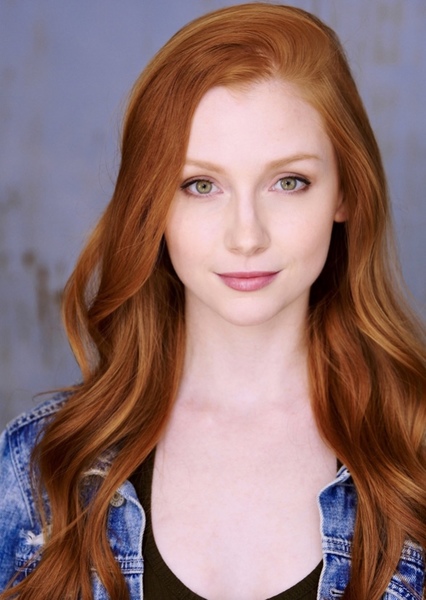 Chandler Lovelle photo
