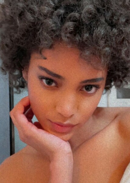 Chanel De Leon Gomez photo