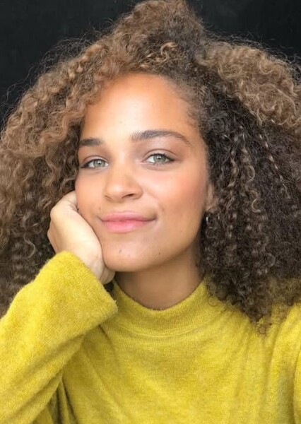 Chanel Mings photo