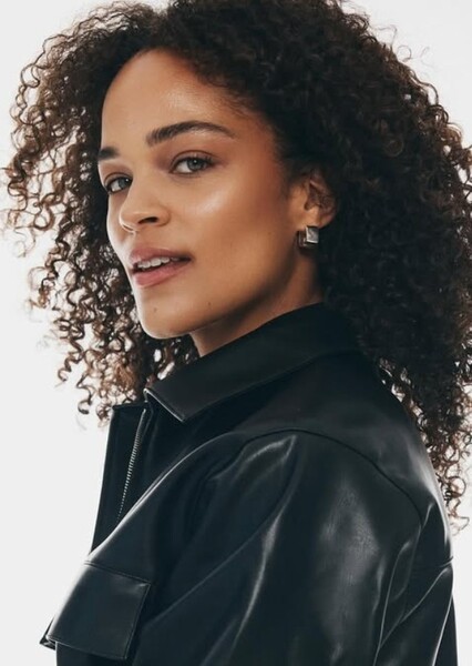 Chanel Mings photo