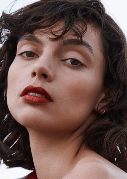 Charlee Fraser photo