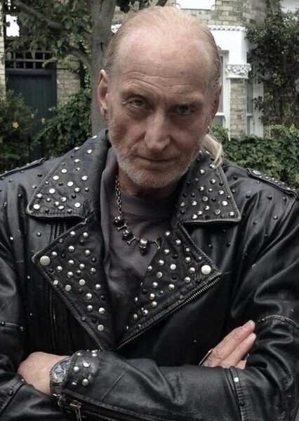 Charles Dance photo