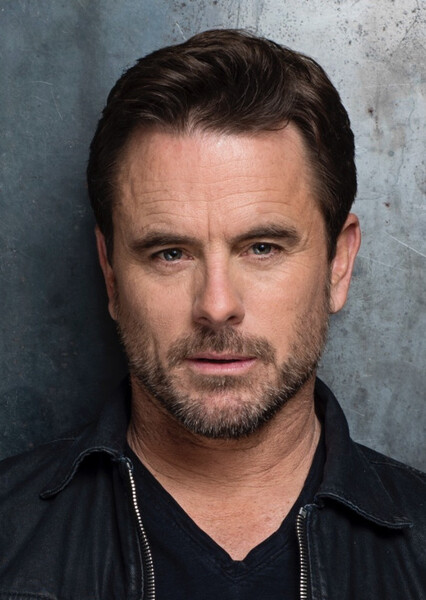 Charles Esten photo