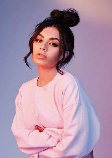 Charli XCX photo