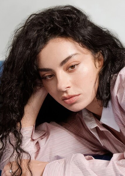 Charli XCX photo