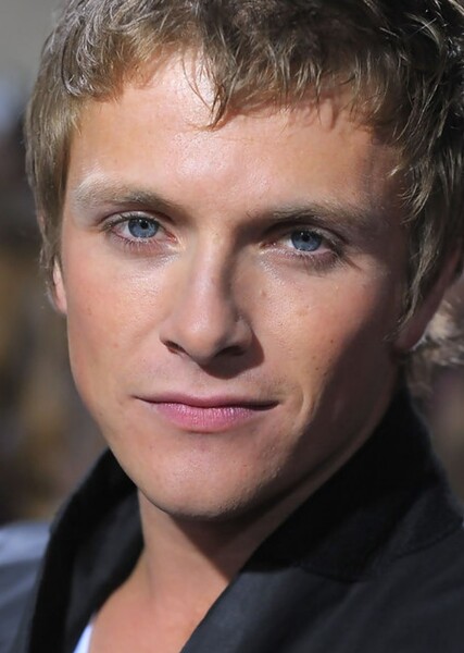 Charlie Bewley photo