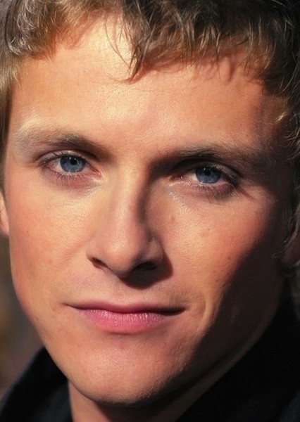 Charlie Bewley photo