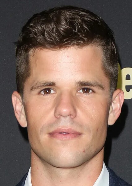 Charlie Carver photo