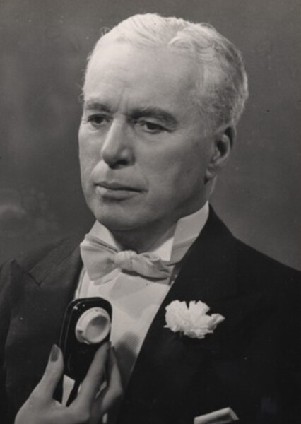 Charlie Chaplin photo