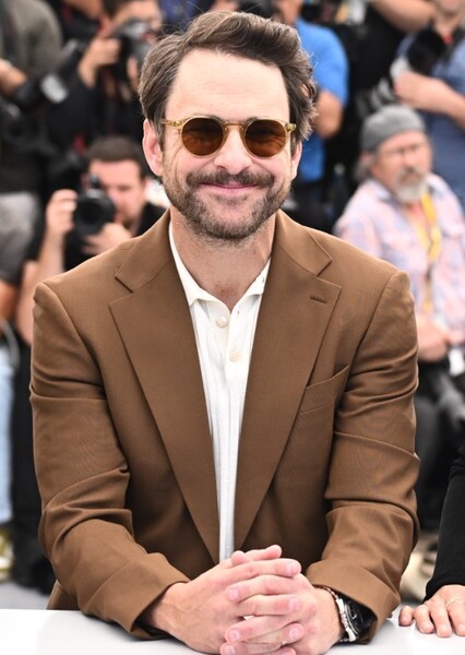 Charlie Day photo
