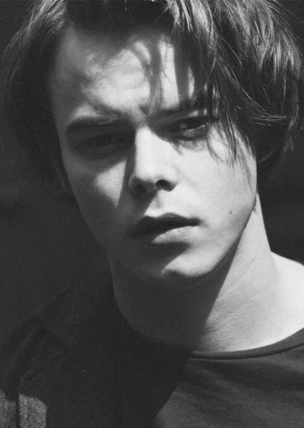 Charlie Heaton as Kyle Reese in The Terminator (2017)