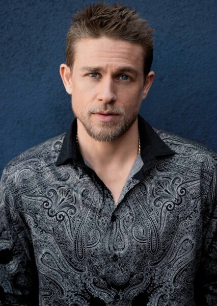 Charlie Hunnam photo