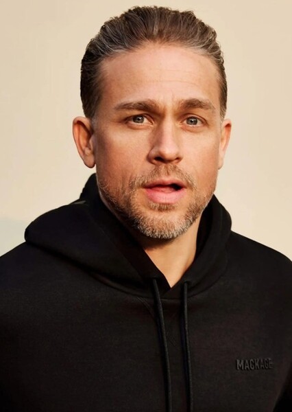 Charlie Hunnam photo