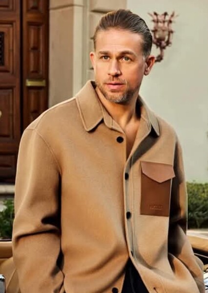 Charlie Hunnam photo