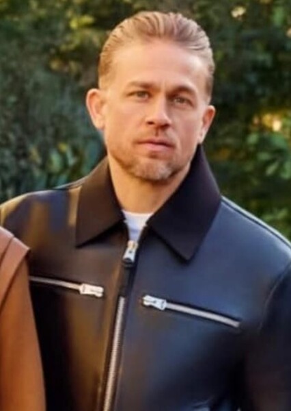 Charlie Hunnam photo