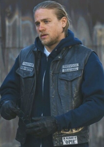 Charlie Hunnam