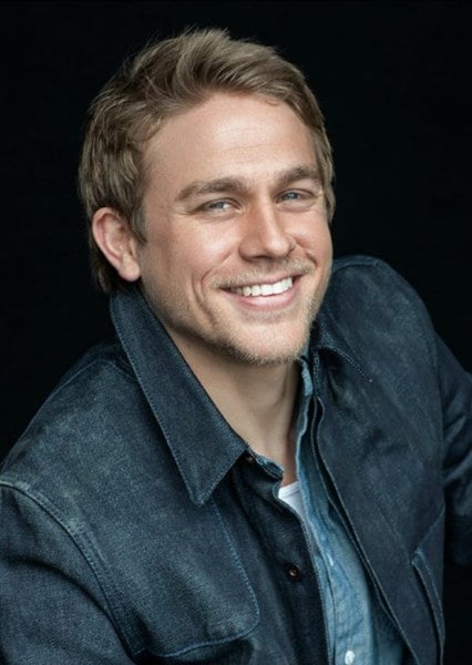 Charlie Hunnam photo