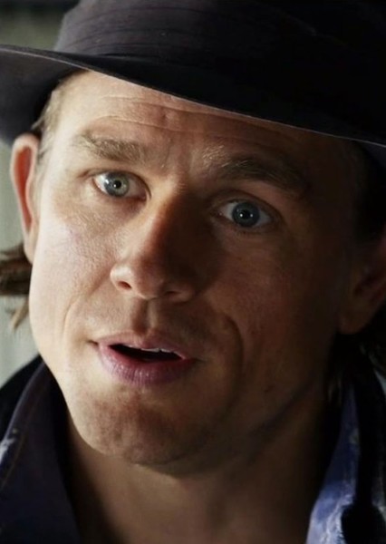 Charlie Hunnam photo
