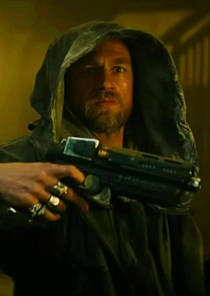 Charlie Hunnam photo