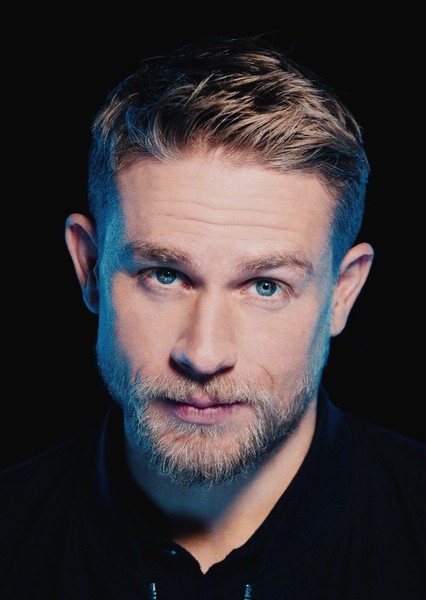Charlie Hunnam photo