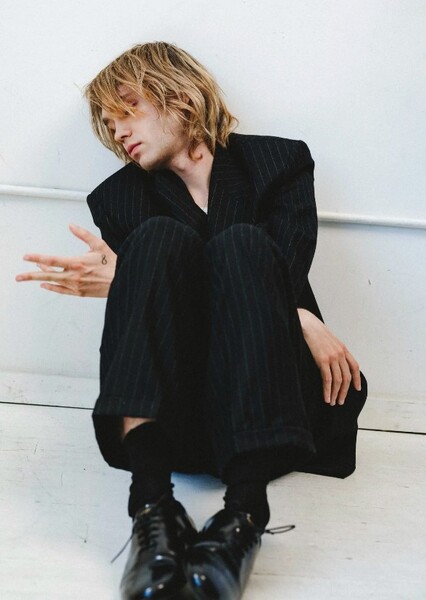 Charlie Plummer photo