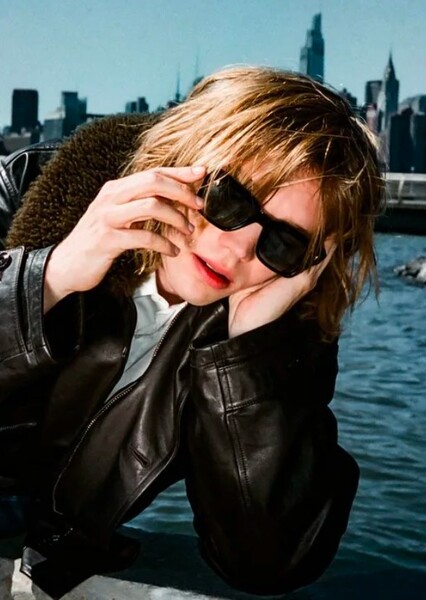 Charlie Plummer photo