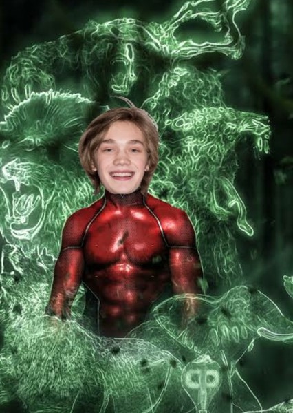 Charlie Plummer photo