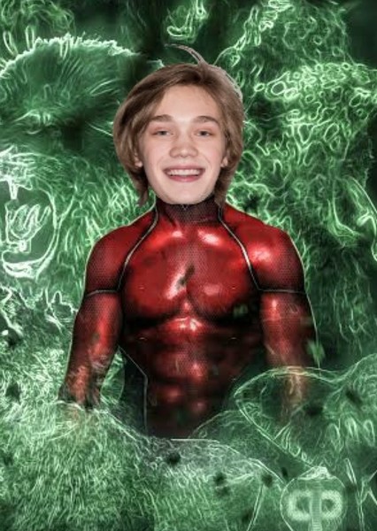 Charlie Plummer photo