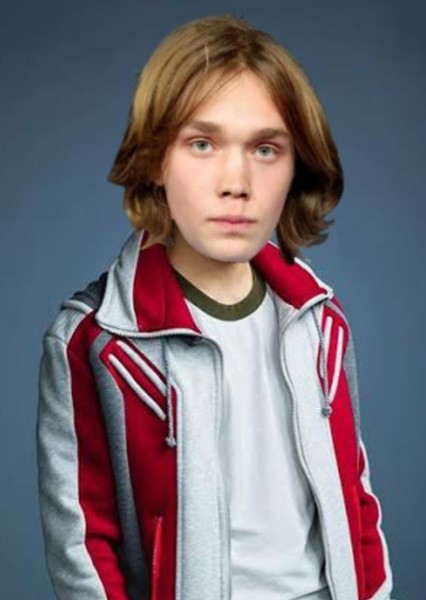 Charlie Plummer photo