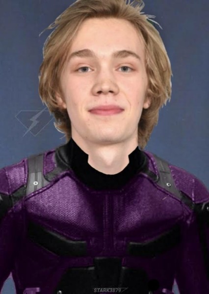 Charlie Plummer photo