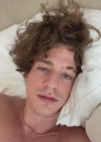 Charlie Puth photo