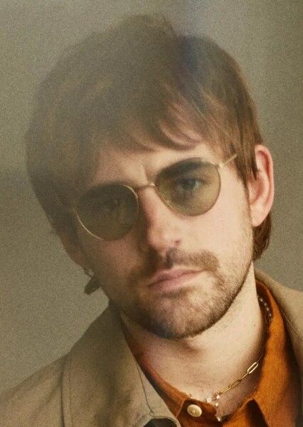 Charlie Rowe photo