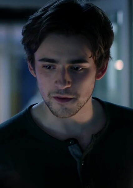 Charlie Rowe