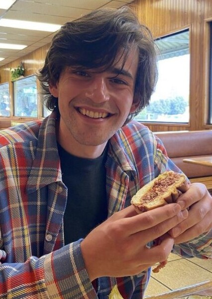 Charlie Rowe photo