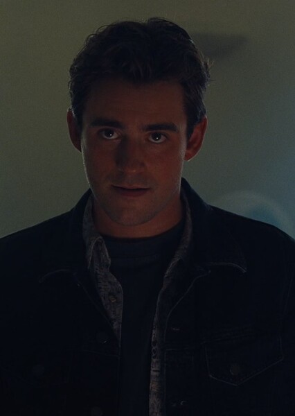 Charlie Rowe photo