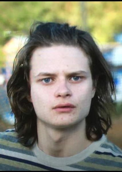 Charlie Tahan