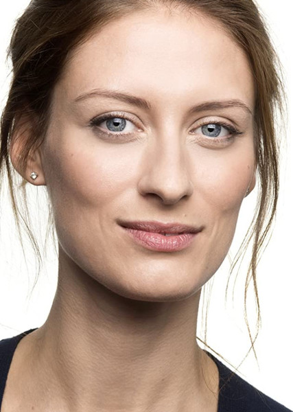 Charlotte Baker photo