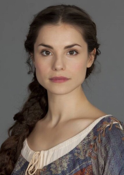 Charlotte Riley photo
